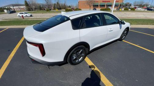 Snow White Pearl 2025 Kia K4 LXS