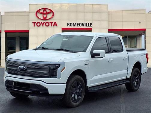 2023 Ford F-150 Lightning LARIAT