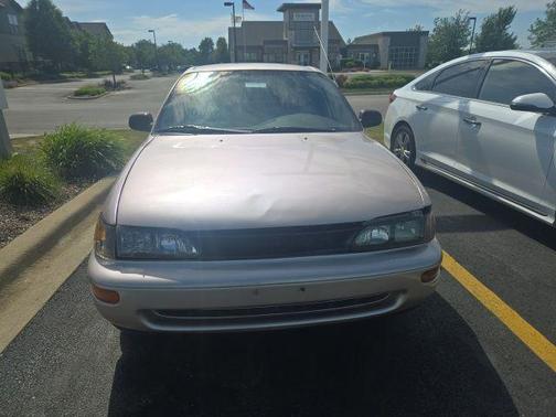 Tan 1996 Toyota Corolla Base