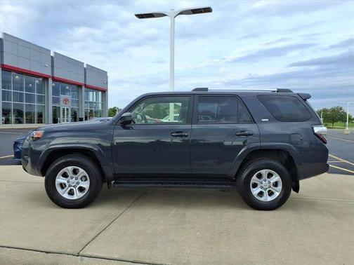 2024 Toyota 4Runner SR5