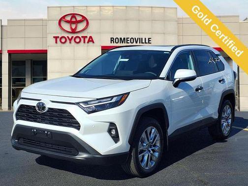 2025 Toyota RAV4 XLE Premium