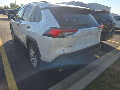 2025 Toyota RAV4 XLE Premium