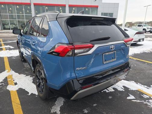 2024 Toyota RAV4 Hybrid SE