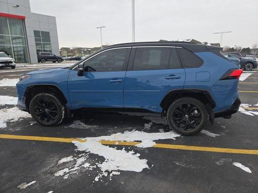 2024 Toyota RAV4 Hybrid SE