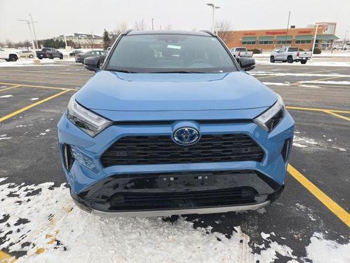 2024 Toyota RAV4 Hybrid SE