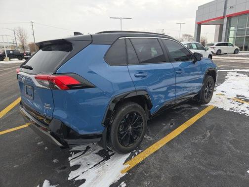 2024 Toyota RAV4 Hybrid SE