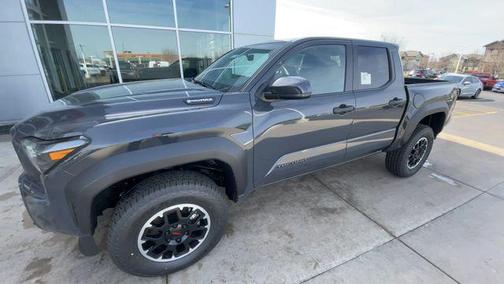 01l7 2026 Toyota Tacoma Hybrid TRD Off Road