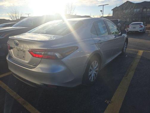 2024 Toyota Camry Hybrid LE