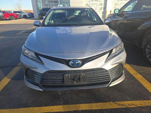 2024 Toyota Camry Hybrid LE