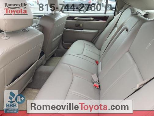2007 Lincoln Town Car Signature