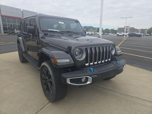 Granite Crystal Metallic Clearcoat 2023 Jeep Wrangler 4xe Sahara