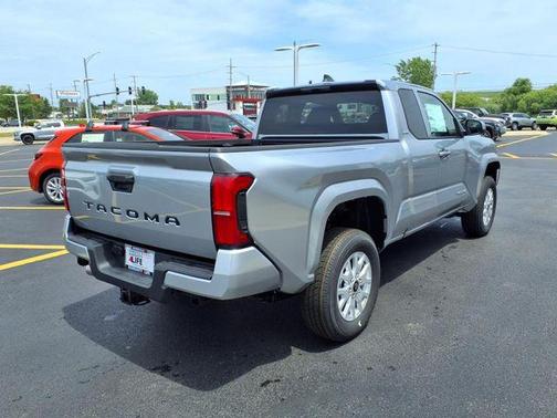 2025 Toyota Tacoma SR5
