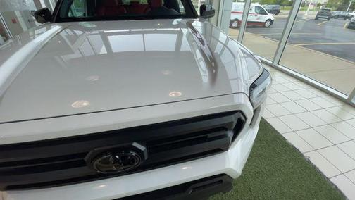 Ice Cap 2026 Toyota Tacoma SR5