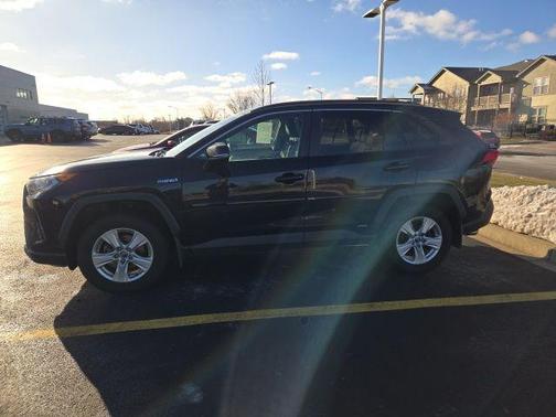 2020 Toyota RAV4 Hybrid XLE