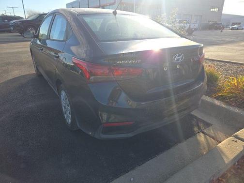 2019 Hyundai Accent SE