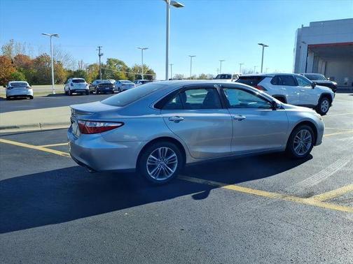 2015 Toyota Camry SE