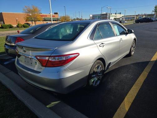 2015 Toyota Camry SE