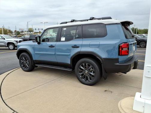 2025 Toyota Land Cruiser Base