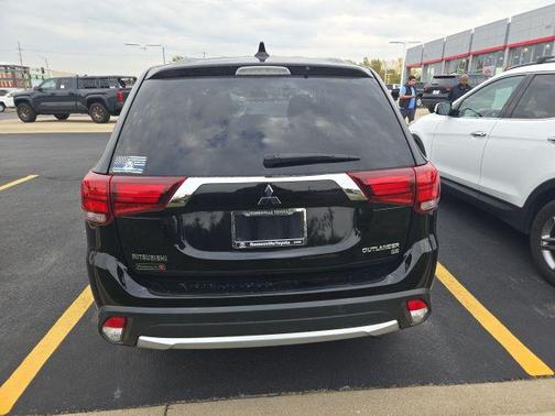 2017 Mitsubishi Outlander SE