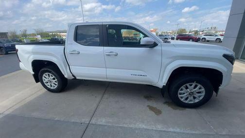 Ice Cap 2026 Toyota Tacoma SR5