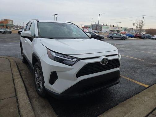 2024 Toyota RAV4 XLE