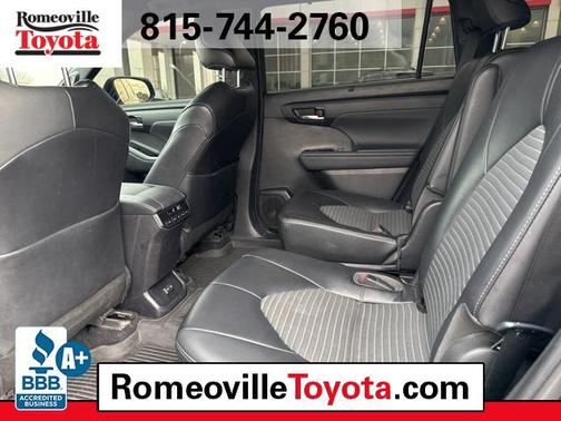 2022 Toyota Highlander XSE