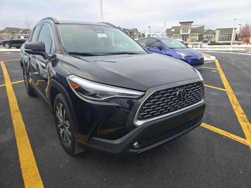 2023 Toyota Corolla Cross XLE