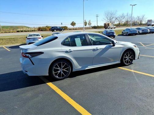 2023 Toyota Camry SE