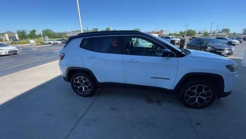 Bright White Clearcoat 2025 Jeep Compass Limited