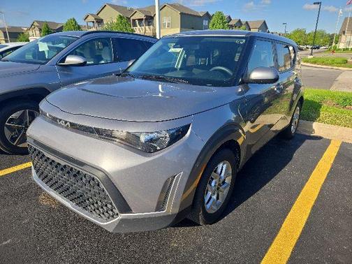 Steel Gray 2025 Kia Soul LX