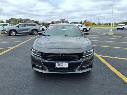 2016 Dodge Charger SXT