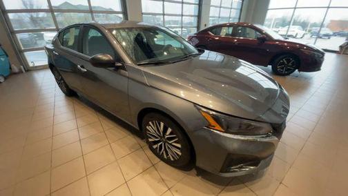 Gun Metallic 2025 Nissan Altima 2.5 SV