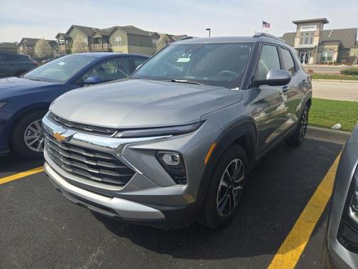 Sterling Gray Metallic 2025 Chevrolet Trailblazer LT