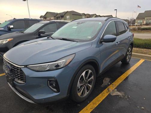 2023 Ford Escape Platinum