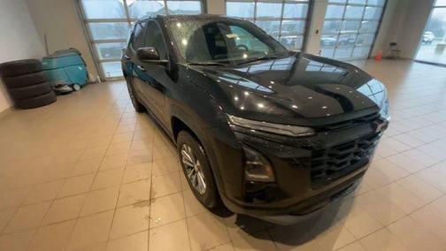 Mosaic Black Metallic 2025 Chevrolet Equinox 1LT