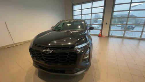 Mosaic Black Metallic 2025 Chevrolet Equinox 1LT