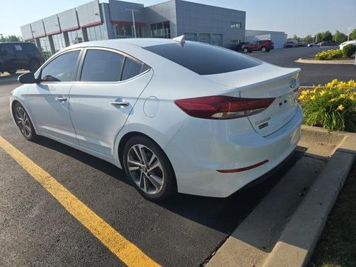 2017 Hyundai ELANTRA Limited