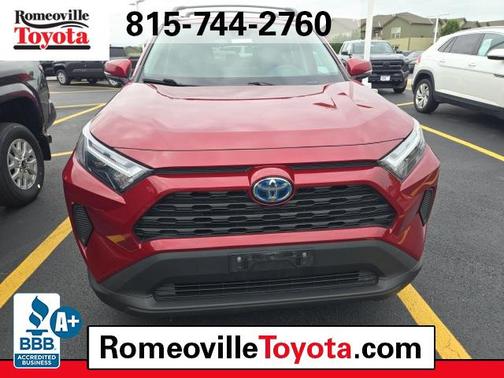 2022 Toyota RAV4 Hybrid XLE