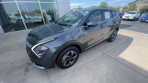 Gravity Gray 2025 Kia Sportage LX