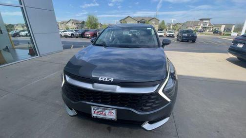 Gravity Gray 2025 Kia Sportage LX