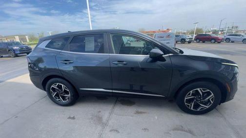 Gravity Gray 2025 Kia Sportage LX