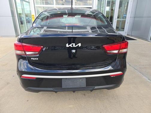 2022 Kia Rio S