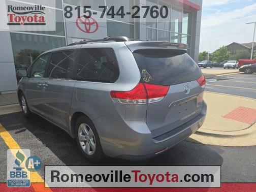 2014 Toyota Sienna LE