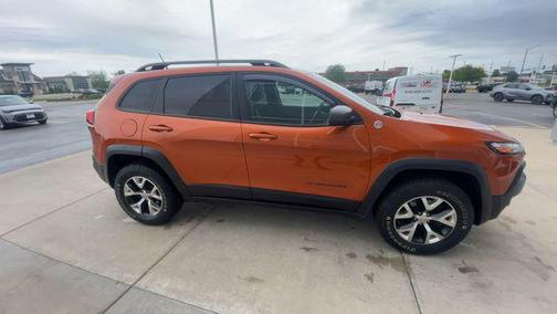 Mango Tango Pearlcoat 2015 Jeep Cherokee Trailhawk