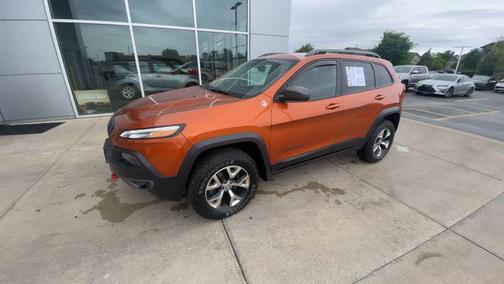 Mango Tango Pearlcoat 2015 Jeep Cherokee Trailhawk