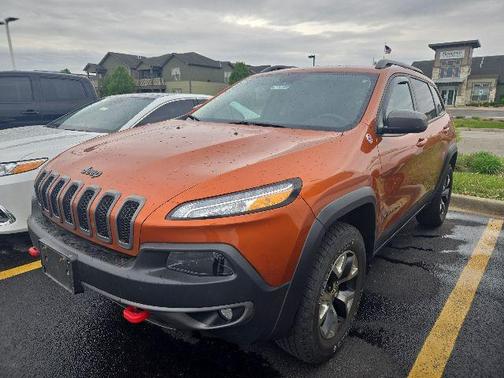 Mango Tango Pearlcoat 2015 Jeep Cherokee Trailhawk