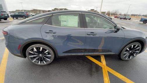 2026 Toyota Crown Platinum