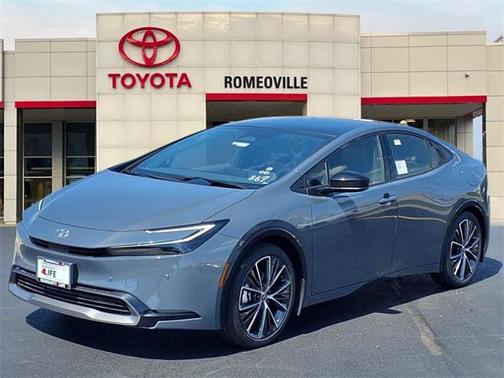 2025 Toyota Prius XLE