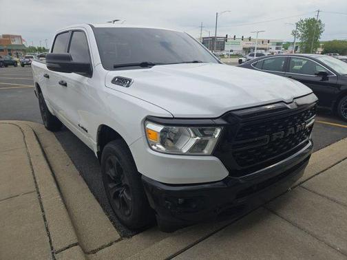 Bright White Clearcoat 2023 RAM 1500 Big Horn/Lone Star