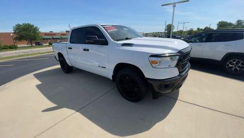Bright White Clearcoat 2023 RAM 1500 Big Horn/Lone Star